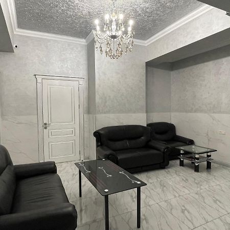 Midcity Hostel Erywań Zewnętrze zdjęcie