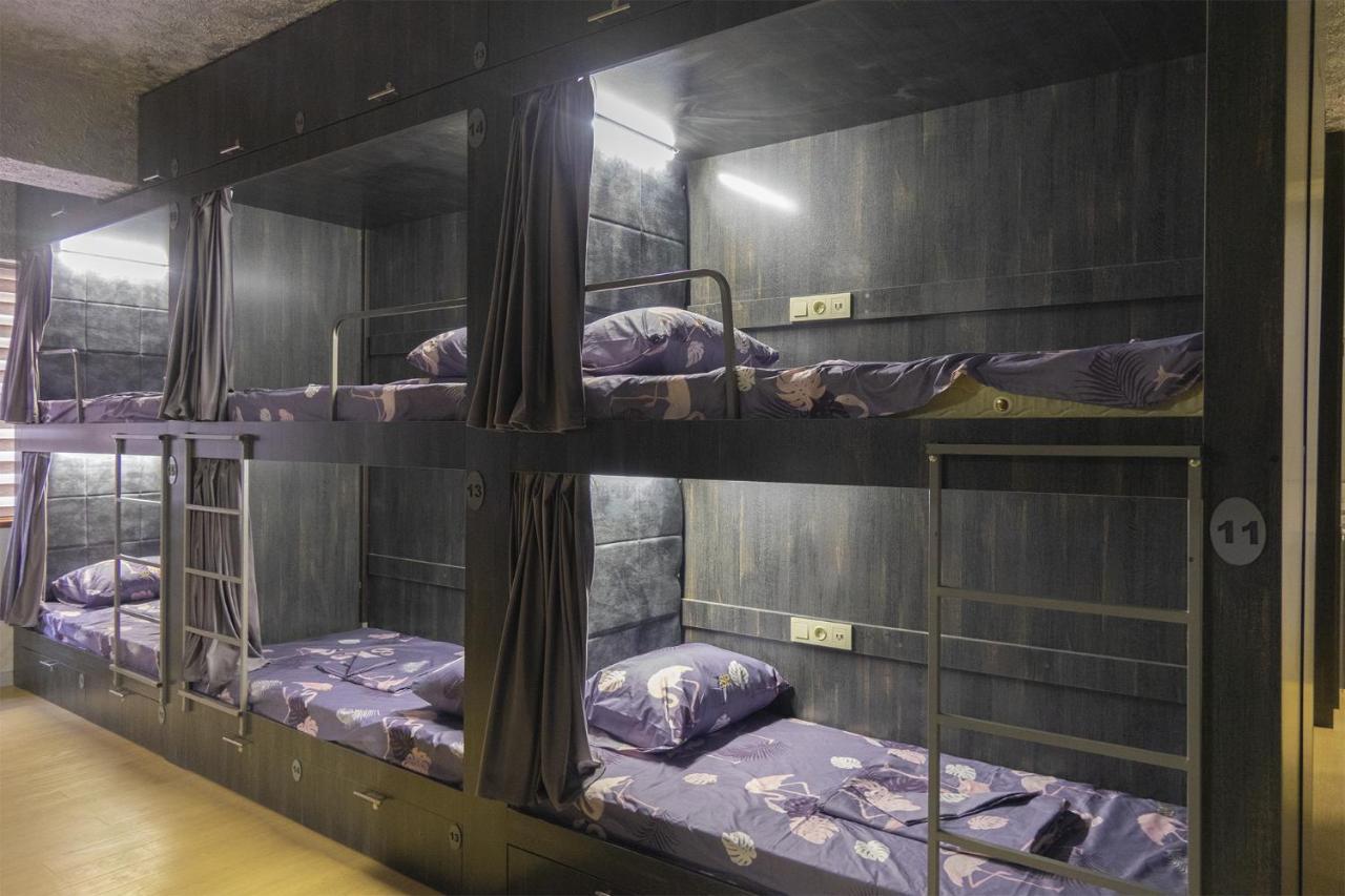 Midcity Hostel Erywań Zewnętrze zdjęcie