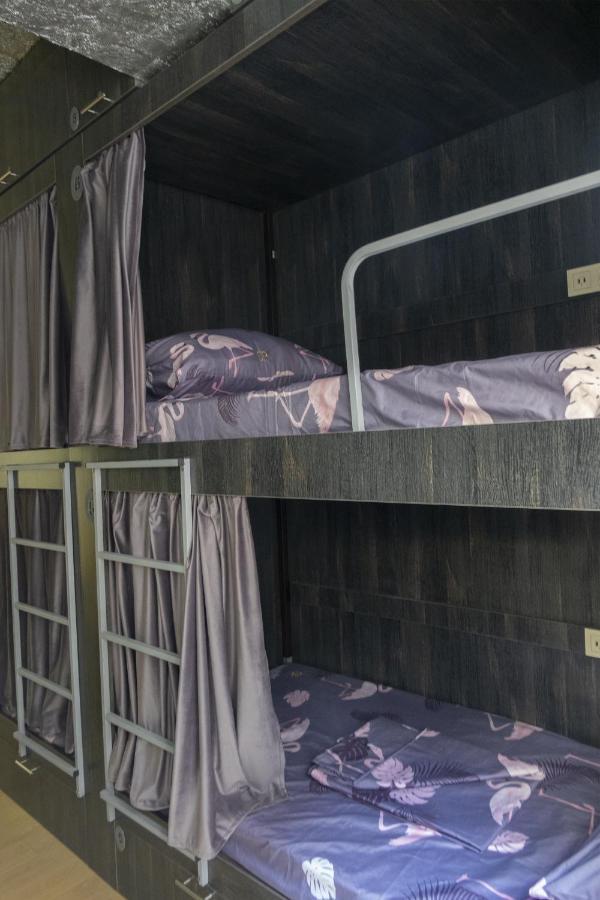 Midcity Hostel Erywań Zewnętrze zdjęcie