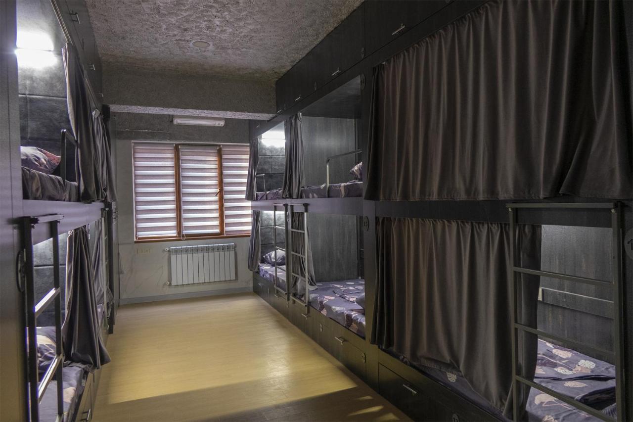 Midcity Hostel Erywań Zewnętrze zdjęcie
