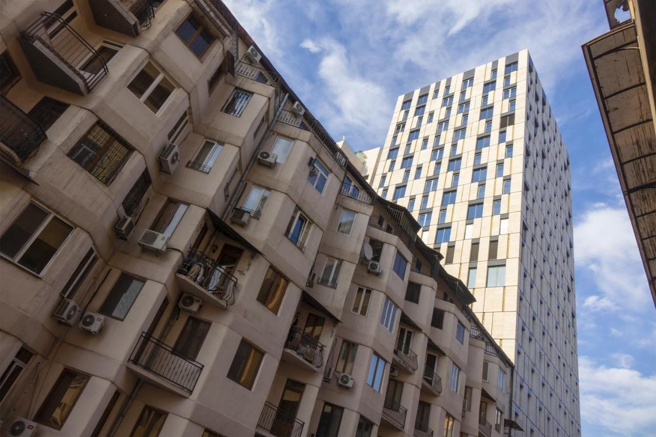 Midcity Hostel Erywań Zewnętrze zdjęcie