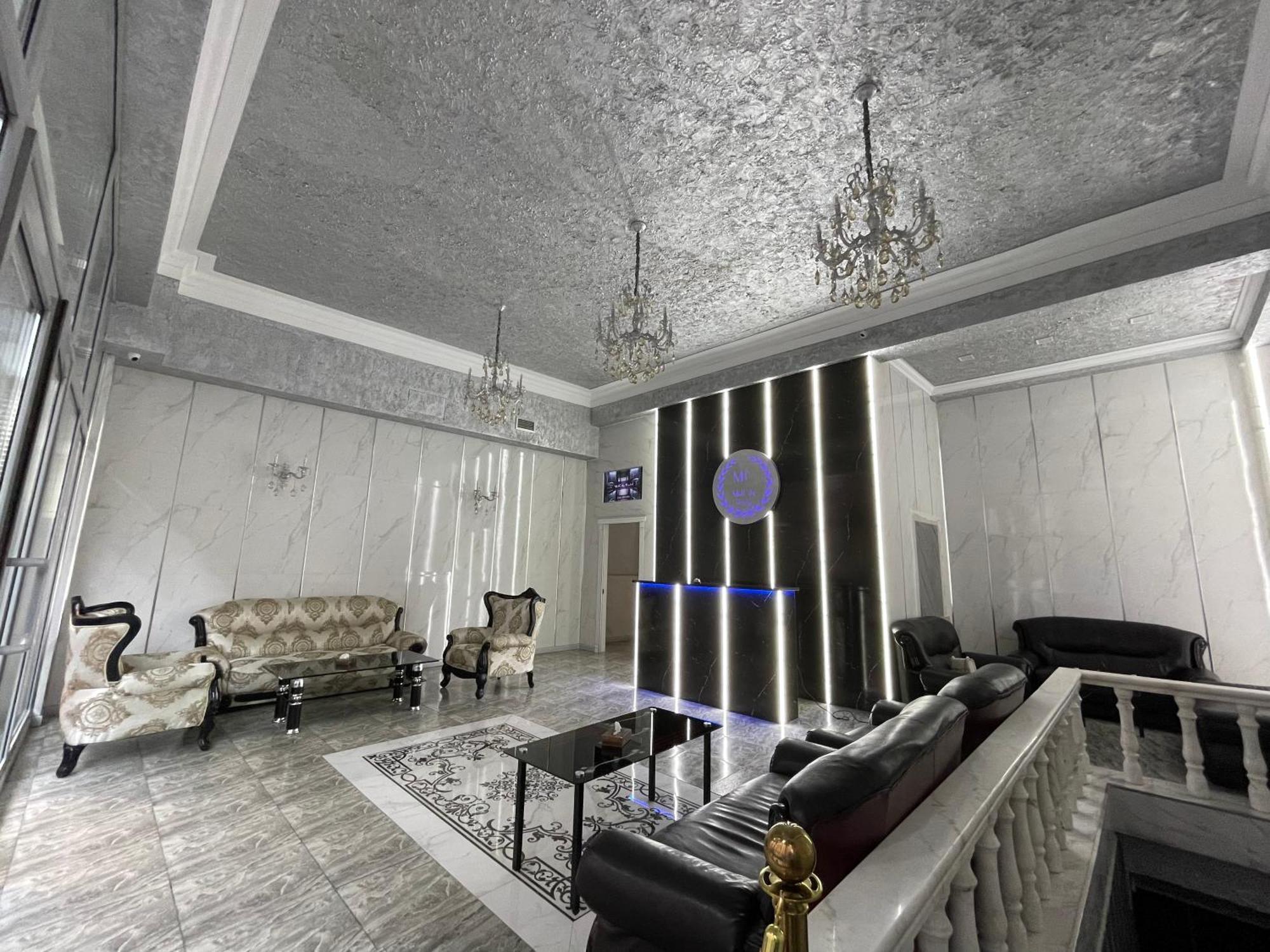 Midcity Hostel Erywań Zewnętrze zdjęcie