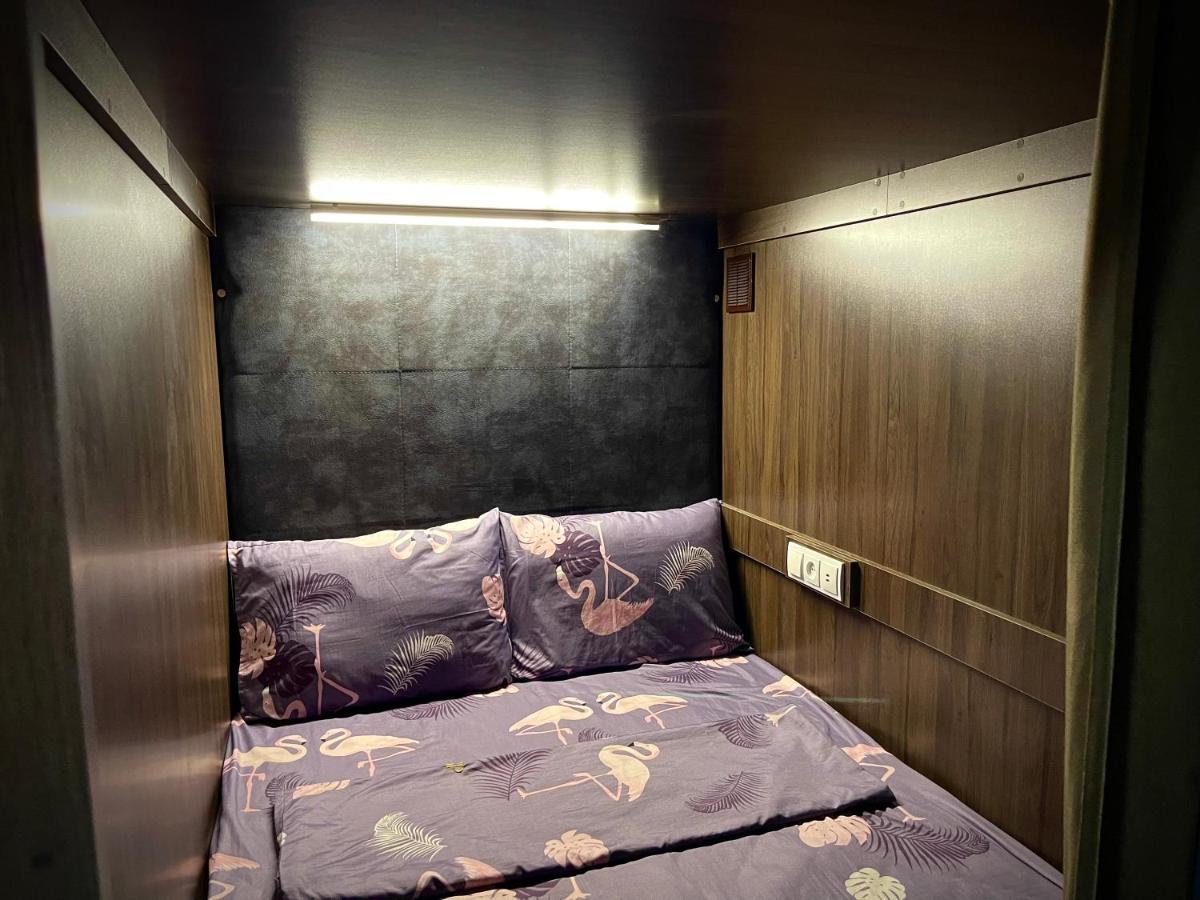 Midcity Hostel Erywań Zewnętrze zdjęcie